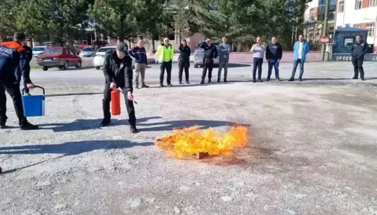 AFAD Alaca’da Emniyet Personeline Yangın Eğitimi Verdi