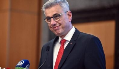 Atama bekleyen sağlıkçılara müjde geldi! Sayı da, takvim de netleşti